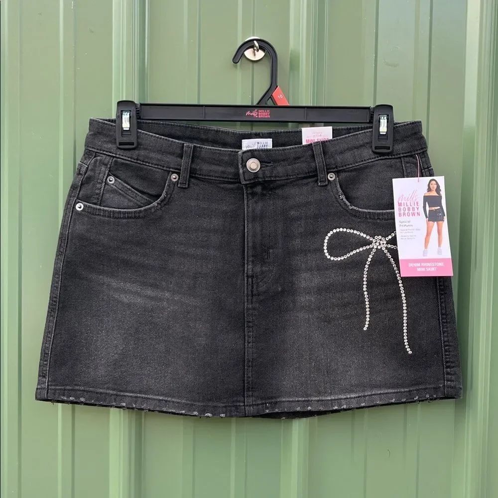 Women's Denim Mini Skirt With Rhinestones Size 10